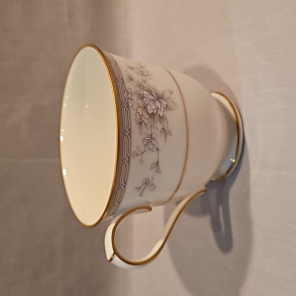 NEW Noritake Salzburg 7299 Footed Cup & Saucer Ivory China - Picture 9 of 16